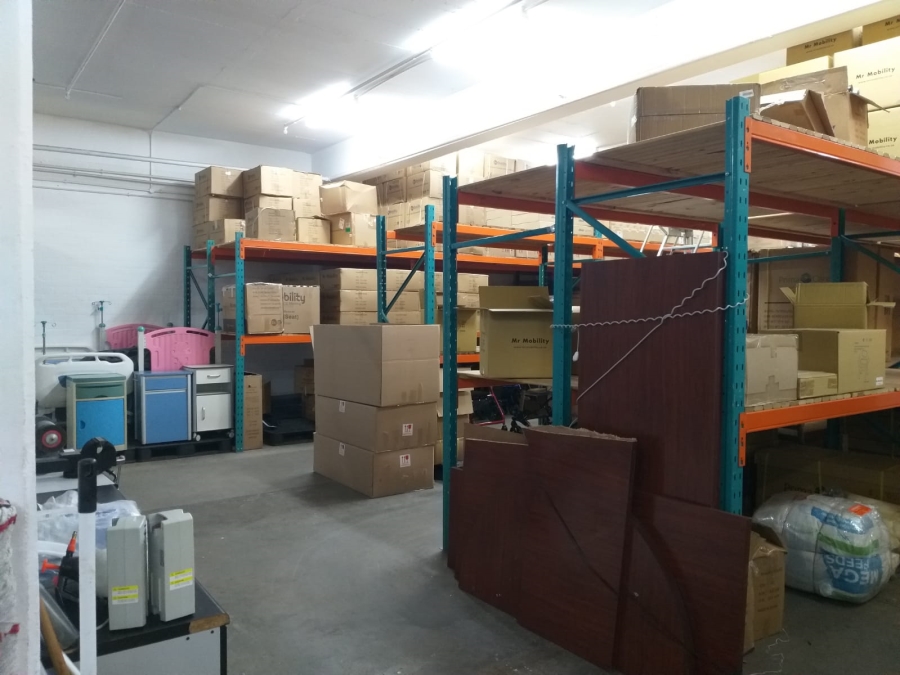 To Let Commercial Property for Rent in Paarden Eiland Western Cape